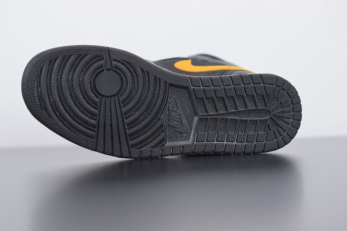 air jordan 1 mid black university gold ci9352-001