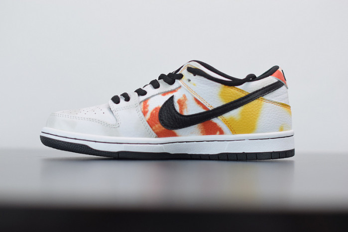 nike sb dunk low raygun tie-dye white bq6832-101