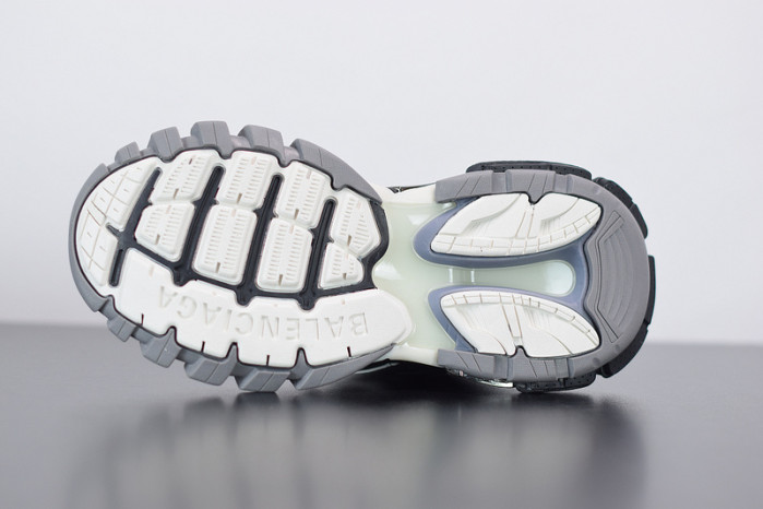 balcia track sneaker 570391 w2gn3 1090