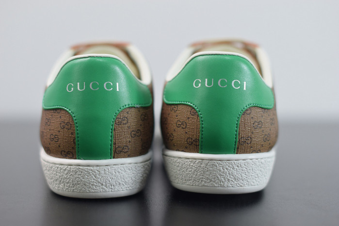 gci low top sneaker g022