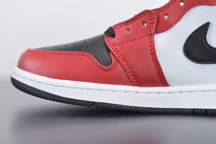 air jordan 1 mid chicago toe 554724-069