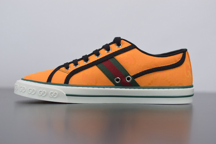 gci low top sneaker g016