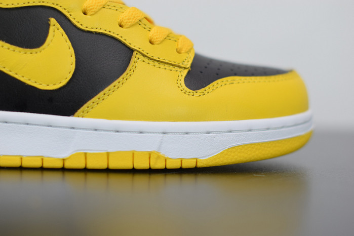 nike dunk high sp“varsity maize” cz8149-002