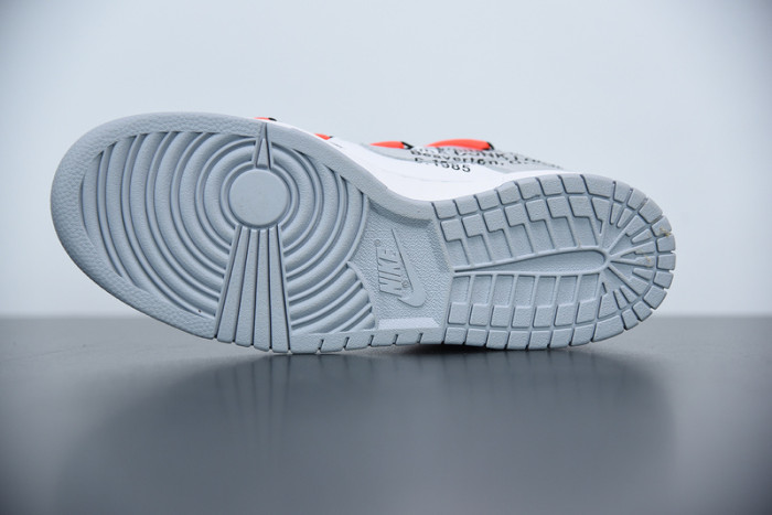 nike dunk low off-white x futura ct0856-800