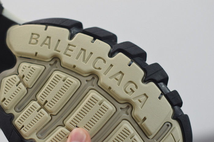 balcia track. 570391 w2gn9 2009