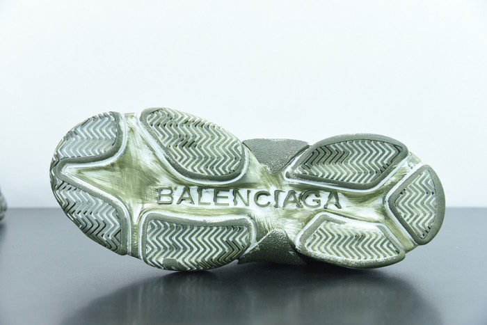 balcia triple s sneaker faded green