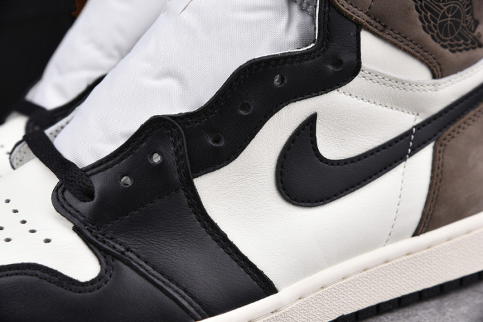 air jordan 1 high og“dark mocha” 555088-105