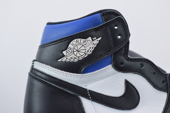 air jordan 1 retro high og royal toe 555088-041