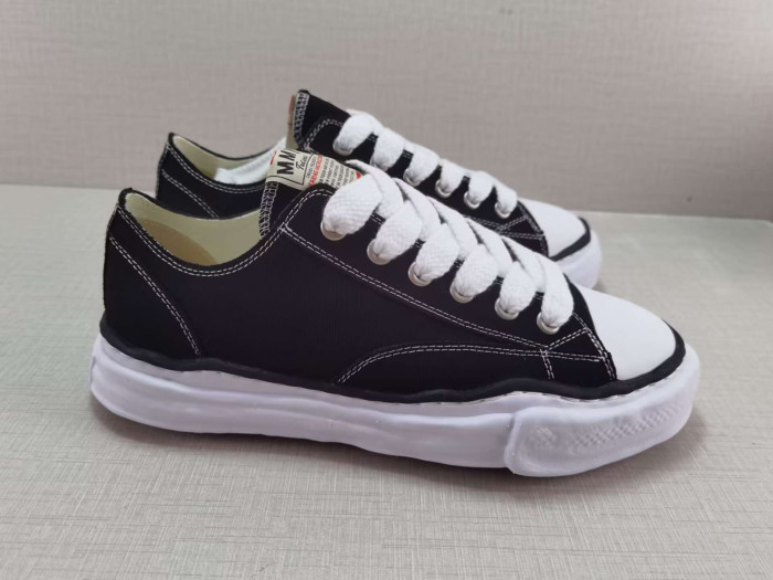 Ma*s*n mihara yasuhiro peterson og sole canvas low a01fw702-blk