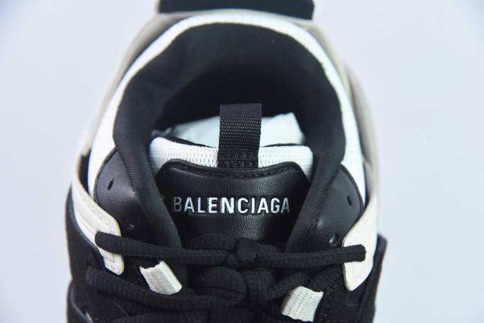 balcia track trainers 3.0 black grey