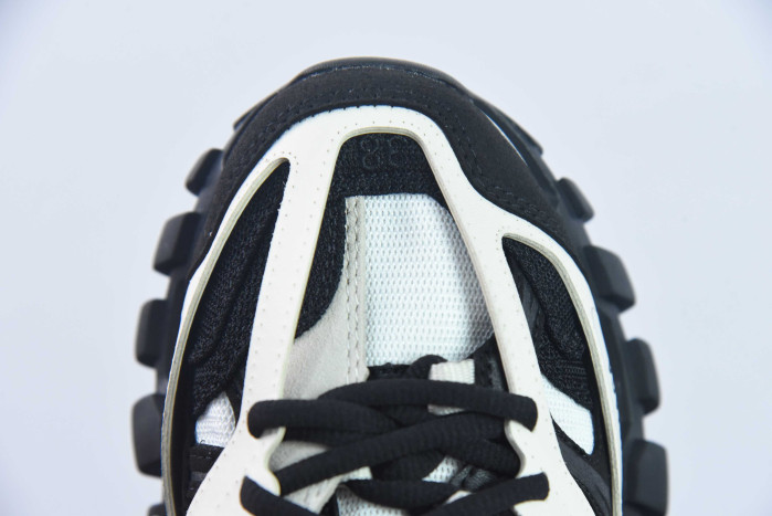 balcia track trainers 3.0 black grey