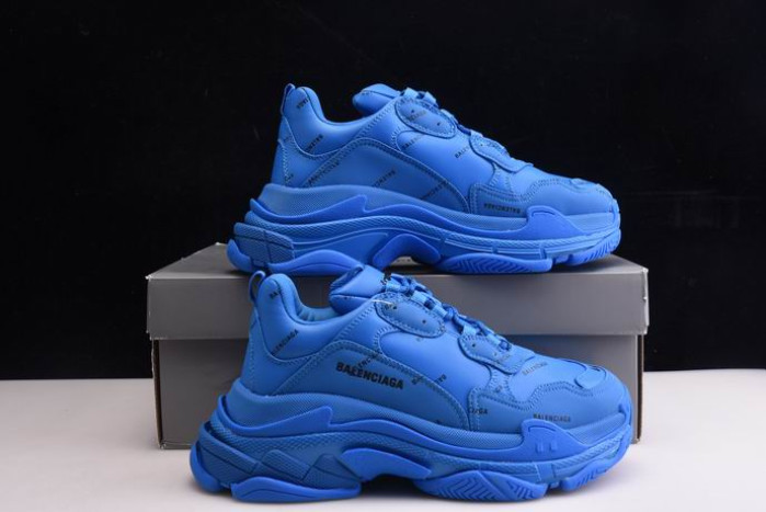 balcia triple s 536737 w06e2 0848