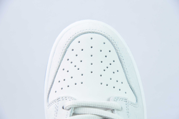 nike sb dunk low concepts white lobster fd8776-100
