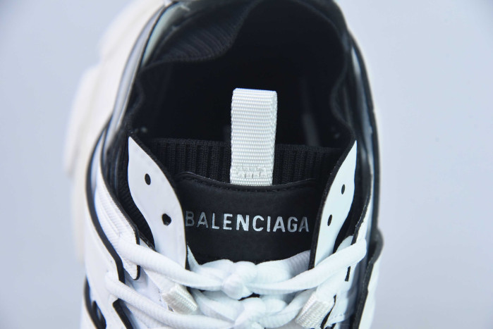 balcia track trainers 3.0 black white