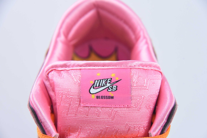 nike dunk low x the powerpuff girls “blossom” fd2631-600