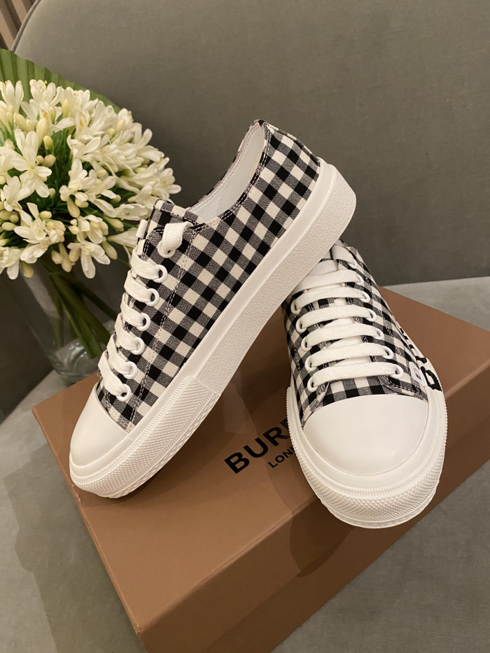 bubry sneakers
