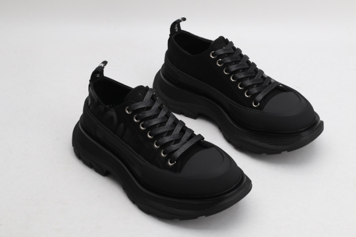 Alexander McQueen Sneakers