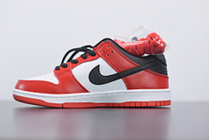 nike sb dunk low chicago bq6817-600