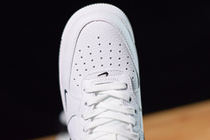 nike air force 1 mid utility white black 804609-103