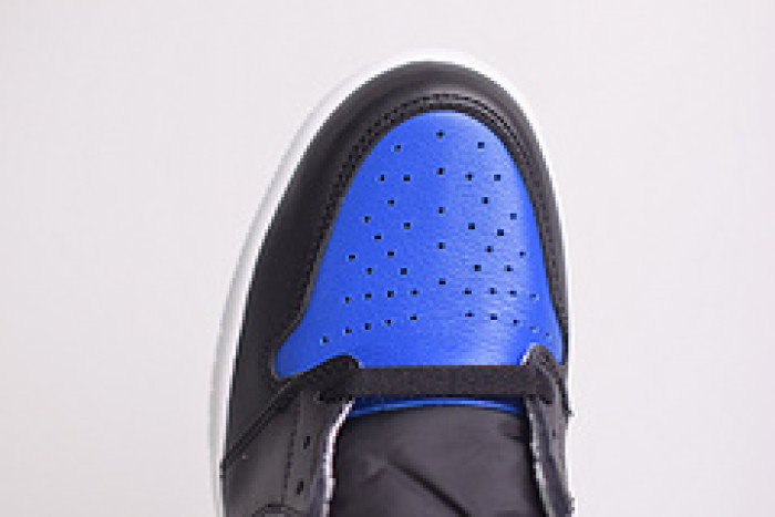 air jordan 1 retro high og royal 2017 555088-007